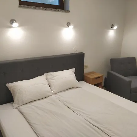 Apartmaji Maln Apartamento