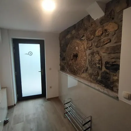 Apartmaji Maln Apartamento *