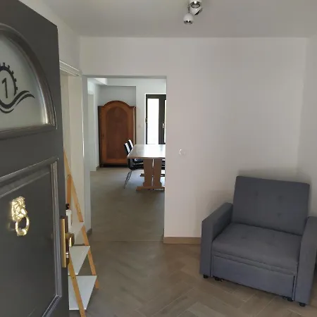 Apartment Apartmaji Maln *