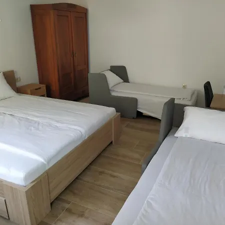 Apartmaji Maln *