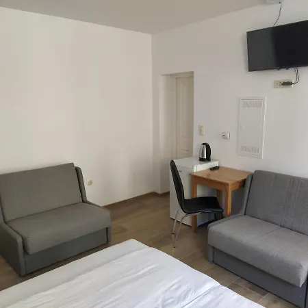 Apartment Apartmaji Maln