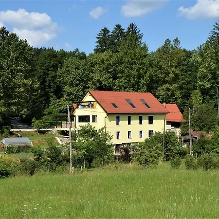 Appartement Apartmaji Maln *