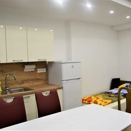 Apartment Apartmaji Maln