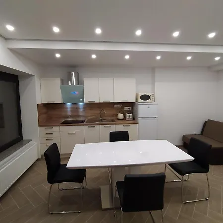 Apartmaji Maln Apartment