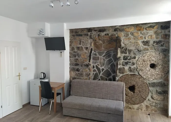 Apartmaji Maln * Dolenjske Toplice
